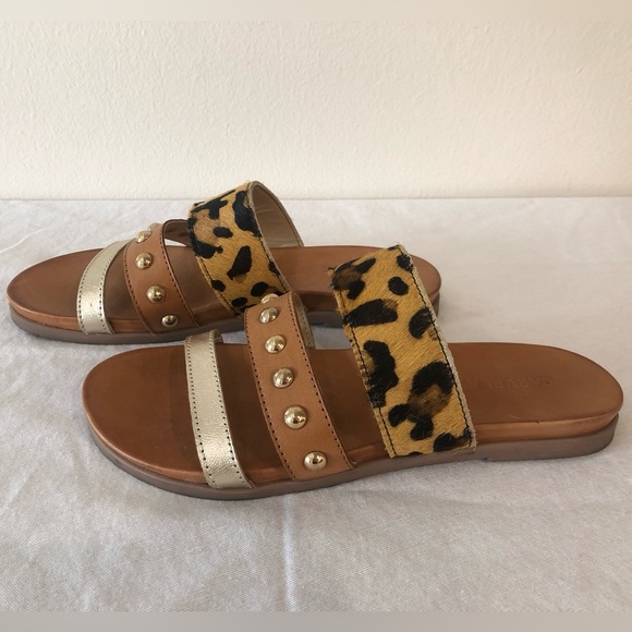 Carvela by Kurt Geiger Antigua Triple Strap Sandals Gold Cheetah - Picture 2 of 5